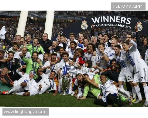 近日，欧冠第二轮小组赛展开激烈角逐，巴塞罗那力克皇家马德里取得关键胜利